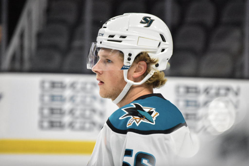 Photo of Ethan Cardwell during a Barracuda game